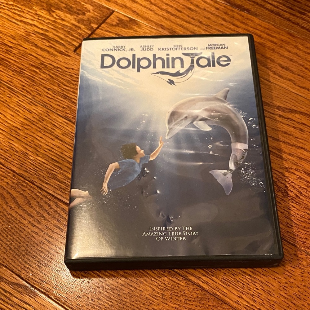3/$20 Dolphin Tale DVD